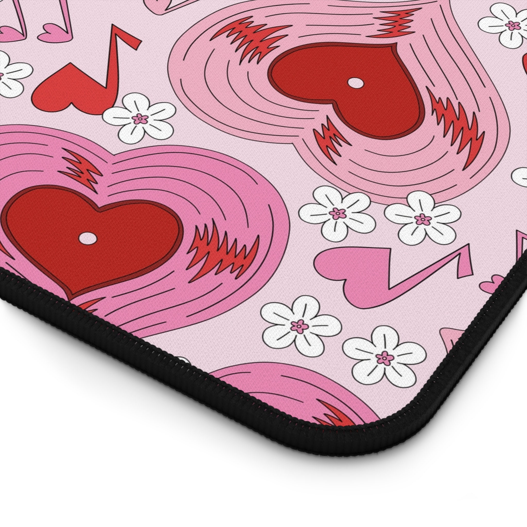 Heart-shaped Vinyl Record Desk - đánh giá và giá Retro Gaming Gifts