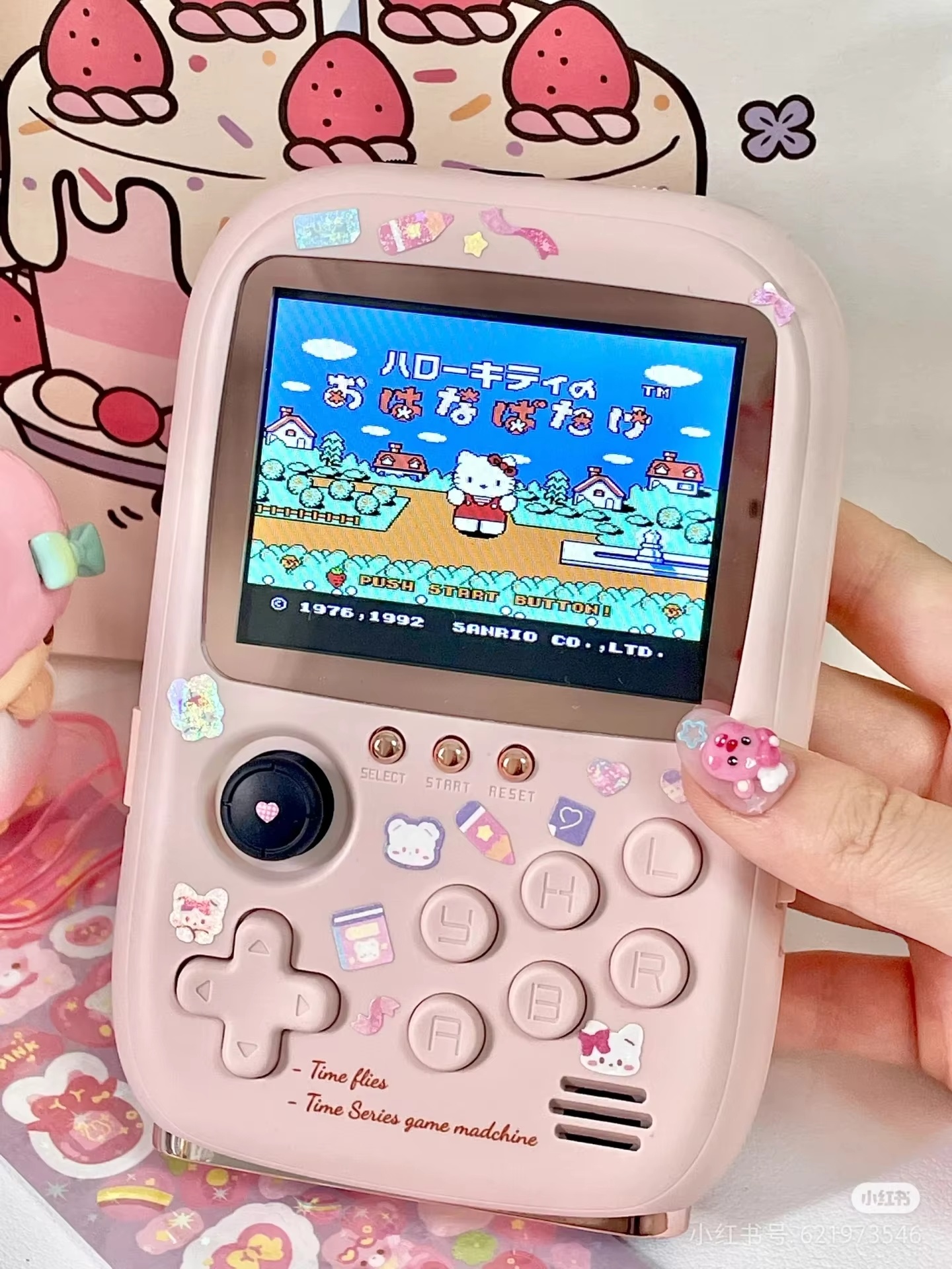 Kitty Retro Mini Game Portable - đánh giá và giá Retro Gaming Power Bank