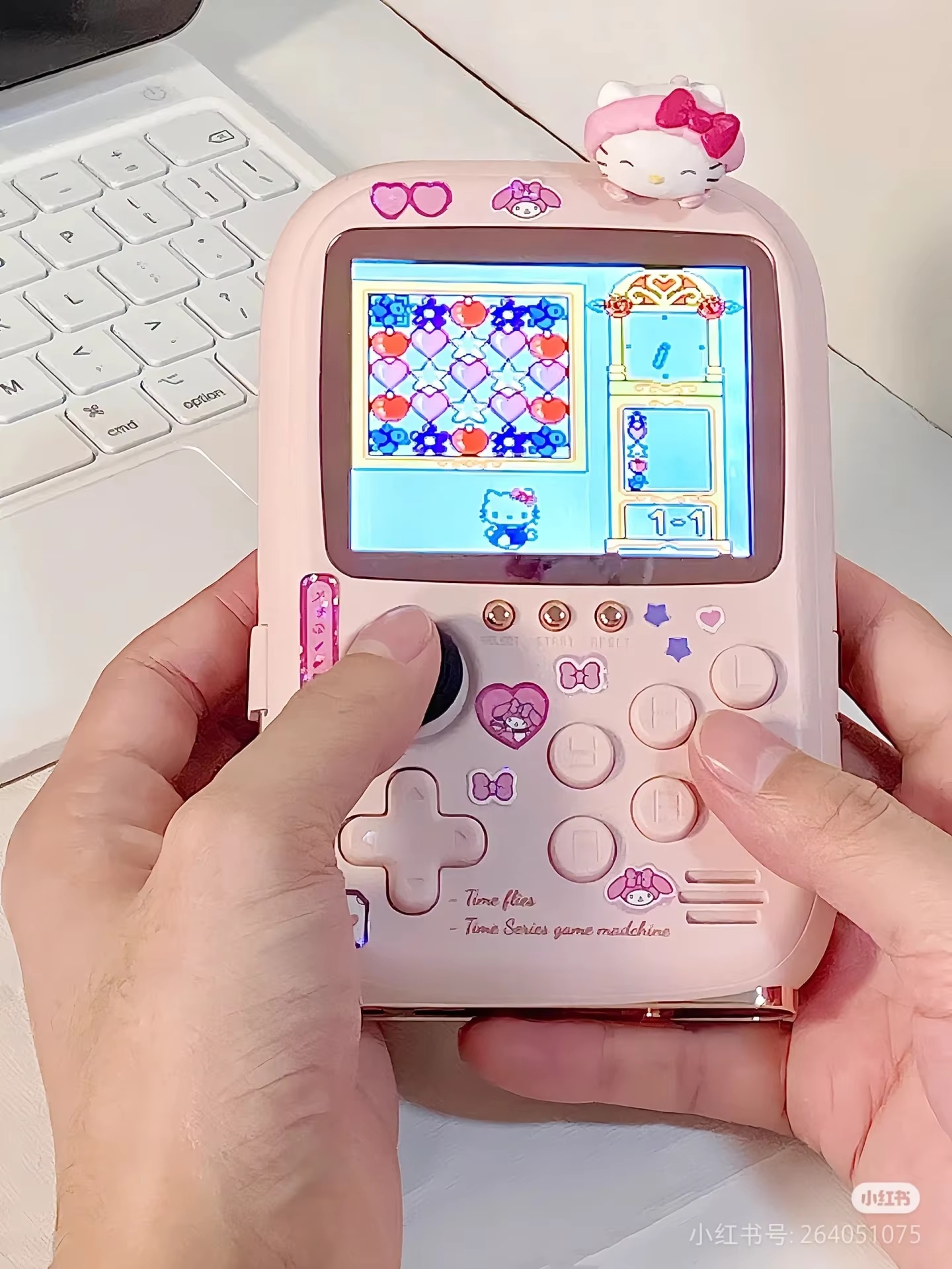 Kitty Retro Mini Game Portable - đánh giá và giá Retro Gaming Power Bank